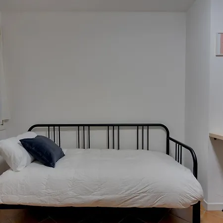 1-minute Walk From Piazza Vittoria - Casa Mameli *