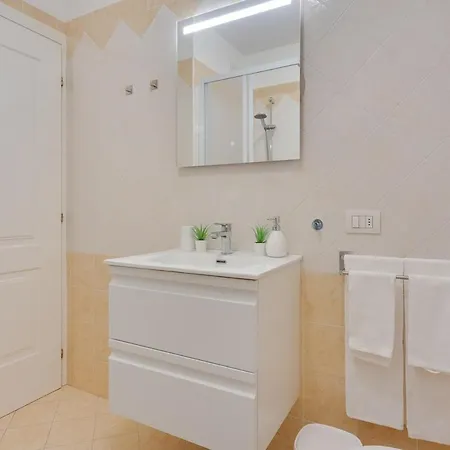 1-minute Walk From Piazza Vittoria - Casa Mameli * غوريزيا